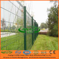 V Shape Rectangular Holes Mesh Fence Panel